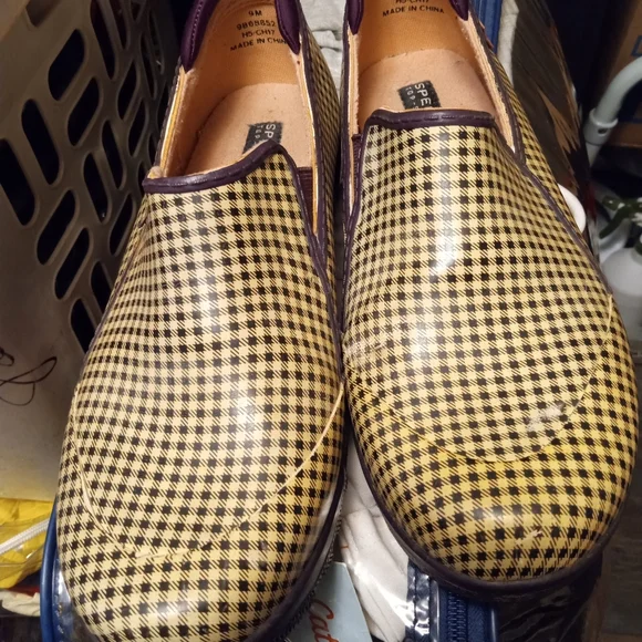 Coach / Michael Cole/fossil / pocketbooks like new also name brand wallets-- - Picture 3 of 7